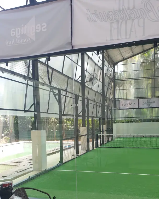 Courtside seating along the glass